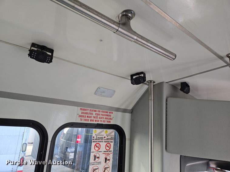 image for item NQ9191 2018 Ford Transit 350 shuttle bus