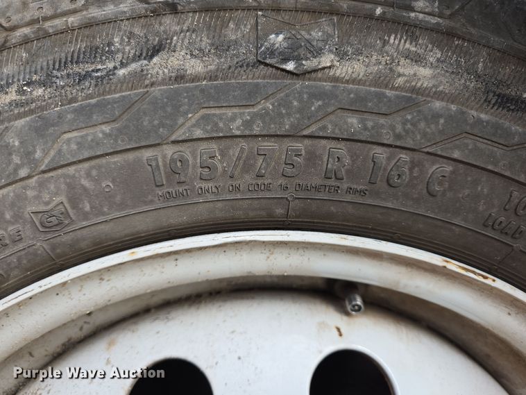 image for item NQ9191 2018 Ford Transit 350 shuttle bus