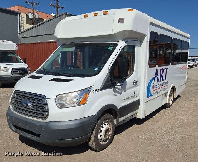 image for item NQ9192 2018 Glaval Ford Transit 350 shuttle bus