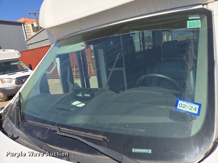 image for item NQ9192 2018 Glaval Ford Transit 350 shuttle bus