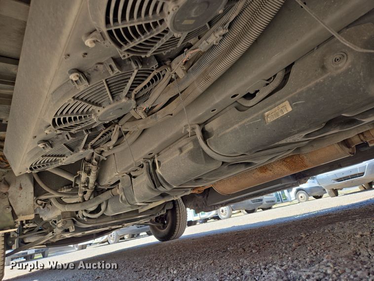 image for item NQ9192 2018 Glaval Ford Transit 350 shuttle bus