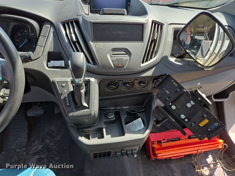 image for item NQ9192 2018 Glaval Ford Transit 350 shuttle bus