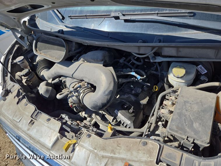 image for item NQ9192 2018 Glaval Ford Transit 350 shuttle bus