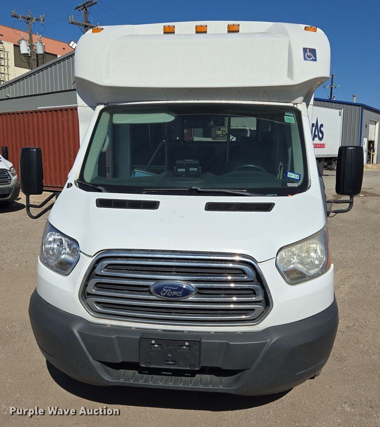 image for item NQ9193 2018 Glaval Ford Transit 350 shuttle bus