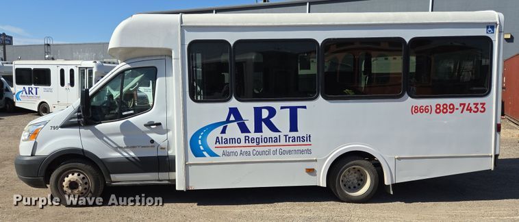 image for item NQ9193 2018 Glaval Ford Transit 350 shuttle bus