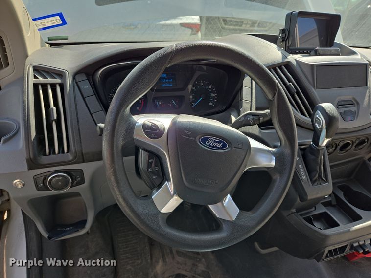 image for item NQ9193 2018 Glaval Ford Transit 350 shuttle bus