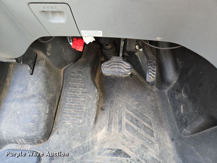 image for item NQ9193 2018 Glaval Ford Transit 350 shuttle bus