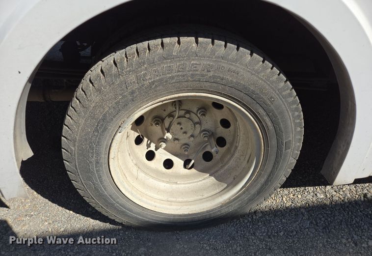 image for item NQ9193 2018 Glaval Ford Transit 350 shuttle bus