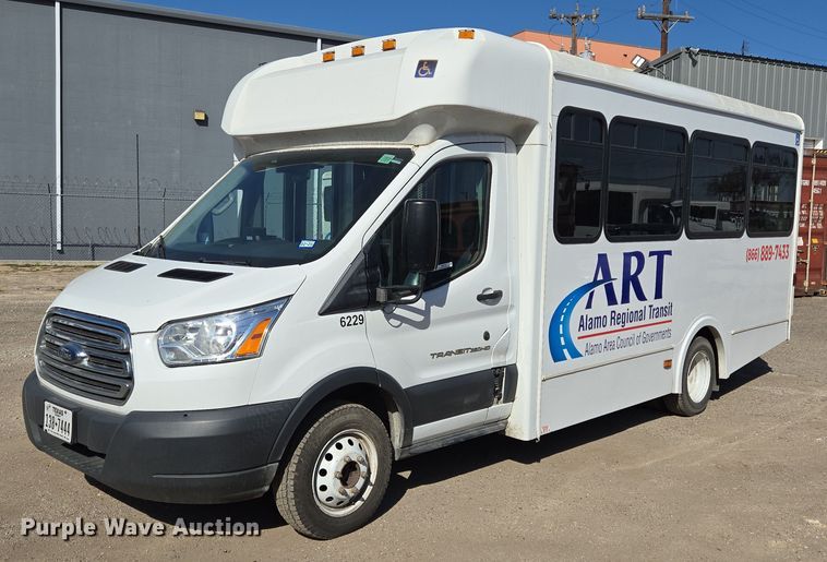 image for item NQ9194 2018 Glaval Ford Transit 350 shuttle bus