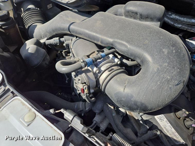 image for item NQ9194 2018 Glaval Ford Transit 350 shuttle bus