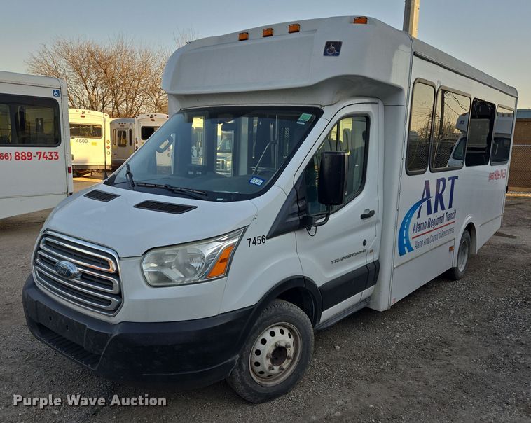 image for item NQ9195 2018 Glaval Ford Transit 350HD shuttle bus