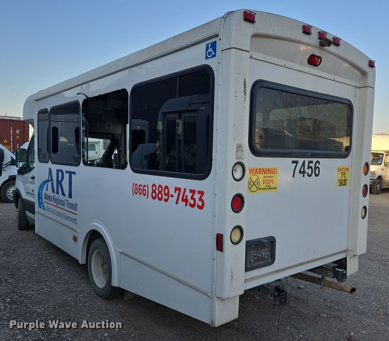 image for item NQ9195 2018 Glaval Ford Transit 350HD shuttle bus