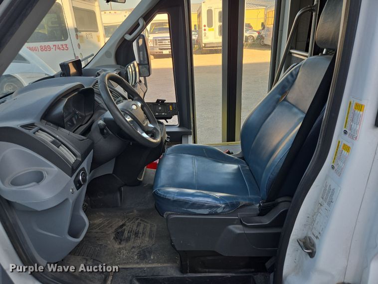 image for item NQ9195 2018 Glaval Ford Transit 350HD shuttle bus