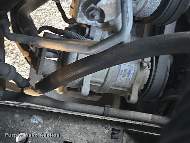 image for item NQ9195 2018 Glaval Ford Transit 350HD shuttle bus