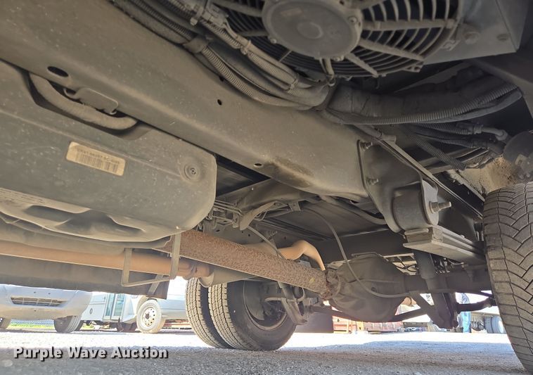 image for item NQ9196 2018 Glaval Ford Transit 350 shuttle bus