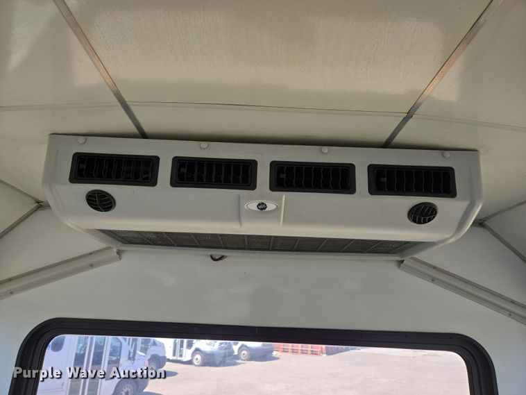 image for item NQ9196 2018 Glaval Ford Transit 350 shuttle bus