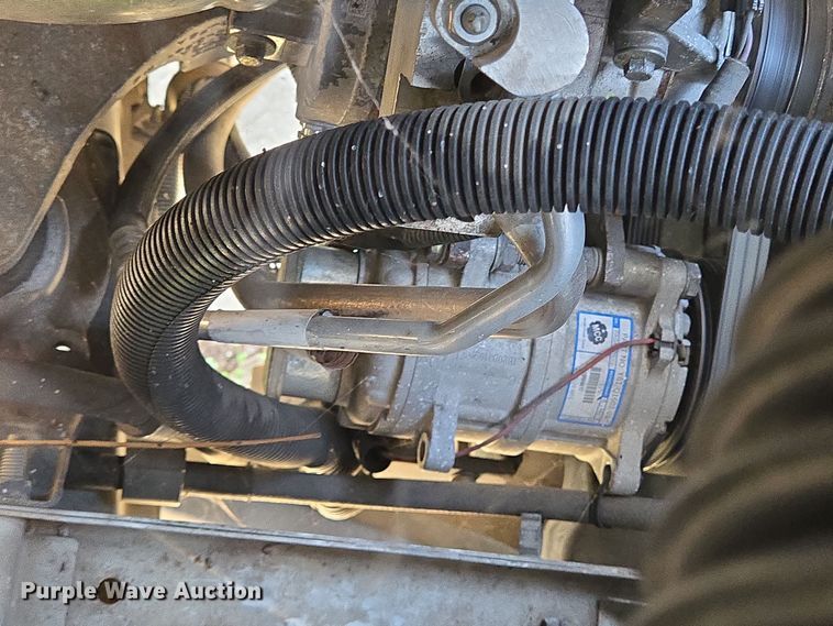 image for item NQ9196 2018 Glaval Ford Transit 350 shuttle bus