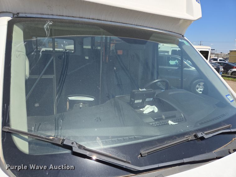 image for item NQ9197 2018 Ford Transit 350 shuttle bus