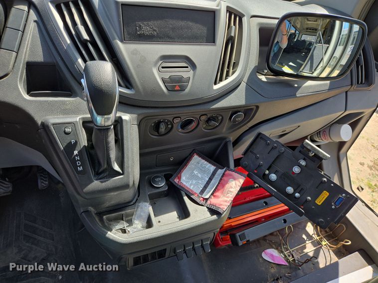 image for item NQ9197 2018 Ford Transit 350 shuttle bus