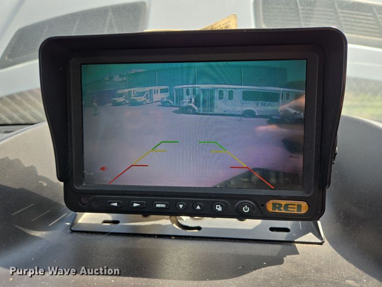 image for item NQ9197 2018 Ford Transit 350 shuttle bus