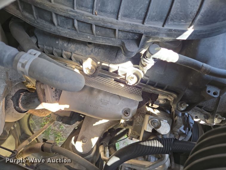 image for item NQ9197 2018 Ford Transit 350 shuttle bus