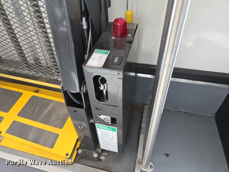 image for item NQ9198 2018 Glaval Ford Transit 350 shuttle bus