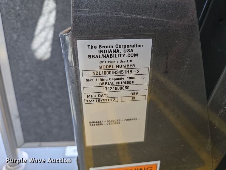 image for item NQ9198 2018 Glaval Ford Transit 350 shuttle bus