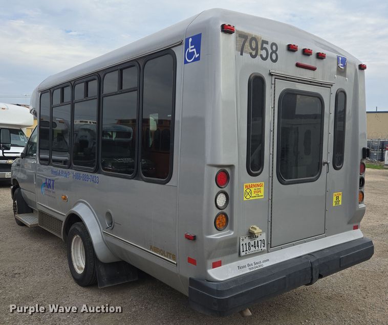 image for item NQ9200 2014 Eldorado Ford E350 shuttle bus