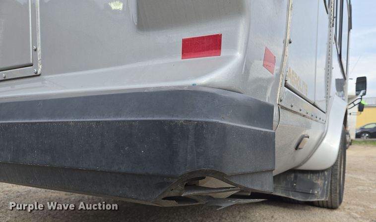 image for item NQ9200 2014 Eldorado Ford E350 shuttle bus