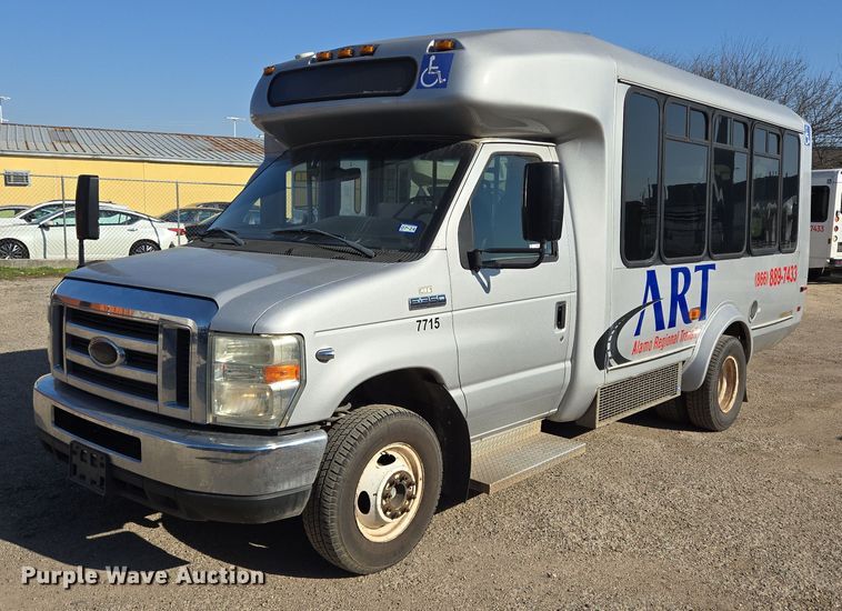 image for item NQ9201 2015 Eldorado Ford E350 Super Duty shuttle bus