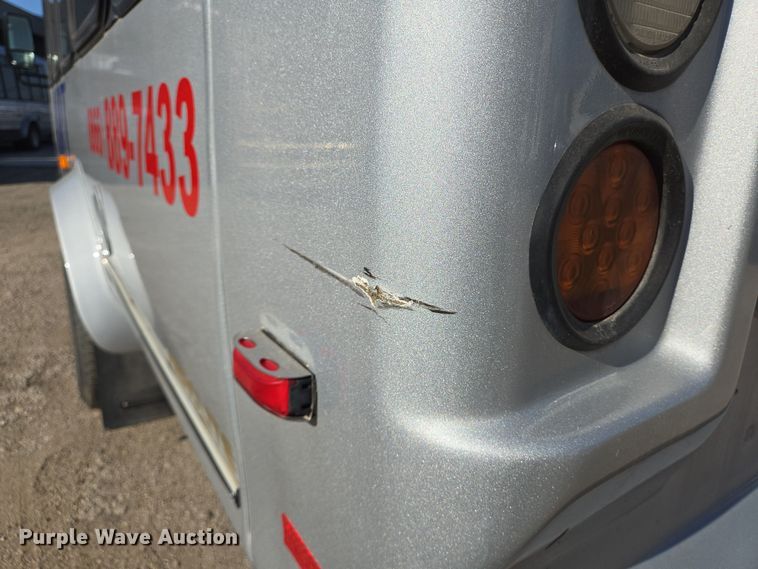 image for item NQ9201 2015 Eldorado Ford E350 Super Duty shuttle bus