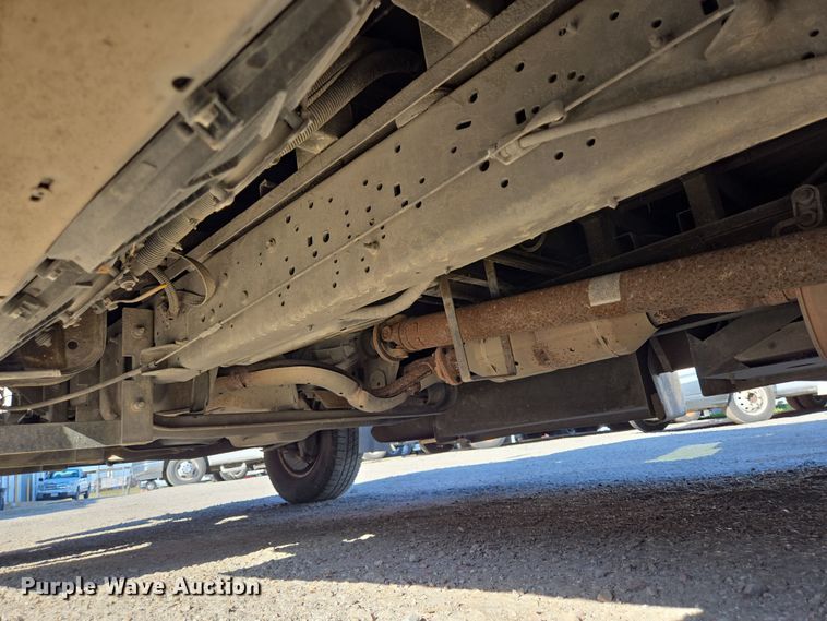 image for item NQ9201 2015 Eldorado Ford E350 Super Duty shuttle bus