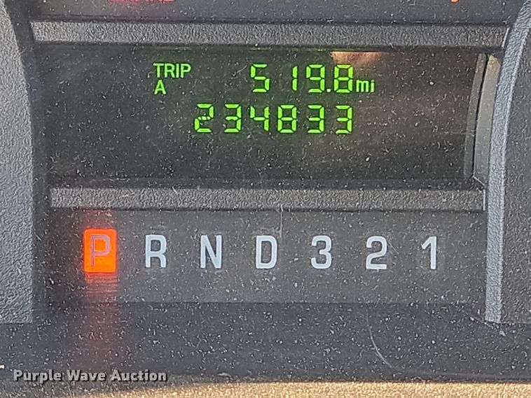 image for item NQ9201 2015 Eldorado Ford E350 Super Duty shuttle bus