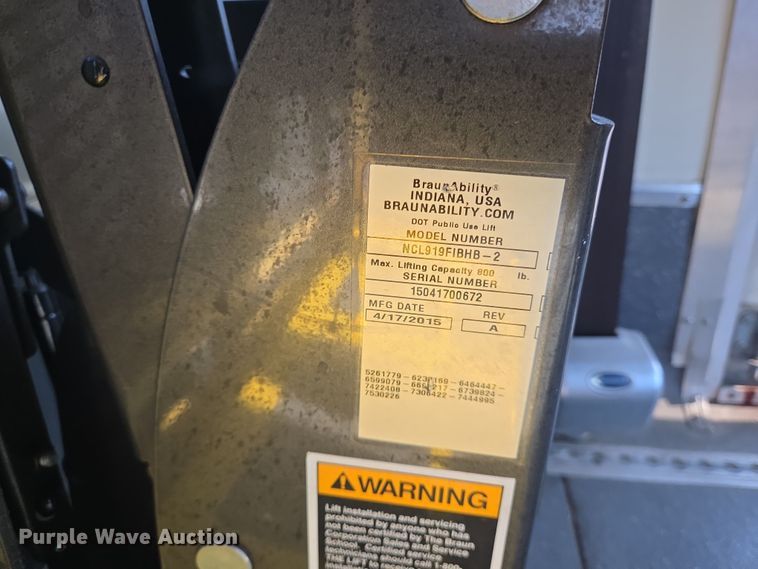 image for item NQ9201 2015 Eldorado Ford E350 Super Duty shuttle bus