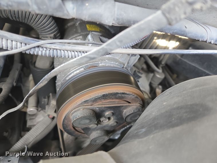 image for item NQ9201 2015 Eldorado Ford E350 Super Duty shuttle bus