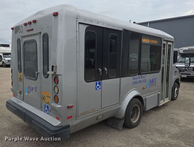 image for item NQ9202 2013 Eldorado Ford E350 Super Duty shuttle bus