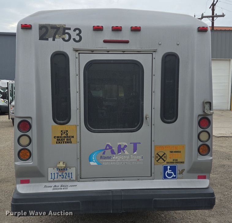 image for item NQ9202 2013 Eldorado Ford E350 Super Duty shuttle bus