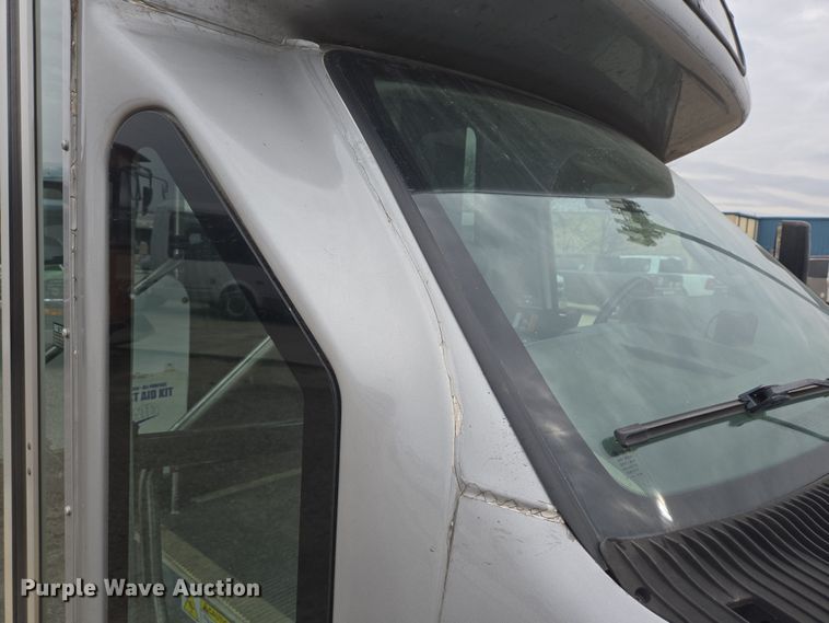 image for item NQ9202 2013 Eldorado Ford E350 Super Duty shuttle bus