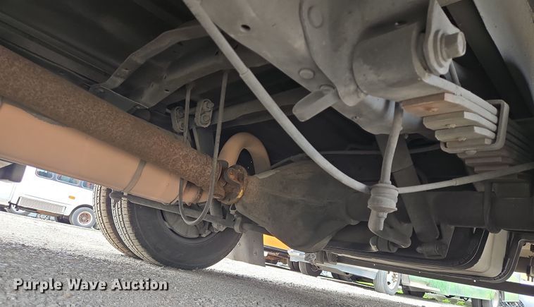 image for item NQ9202 2013 Eldorado Ford E350 Super Duty shuttle bus