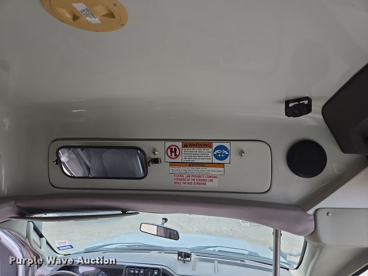 image for item NQ9202 2013 Eldorado Ford E350 Super Duty shuttle bus