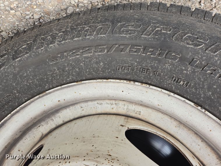 image for item NQ9202 2013 Eldorado Ford E350 Super Duty shuttle bus