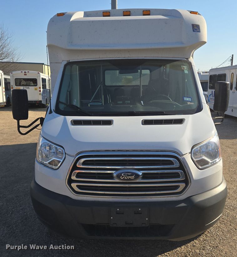 image for item NQ9205 2018 Glaval Transit 350 shuttle bus