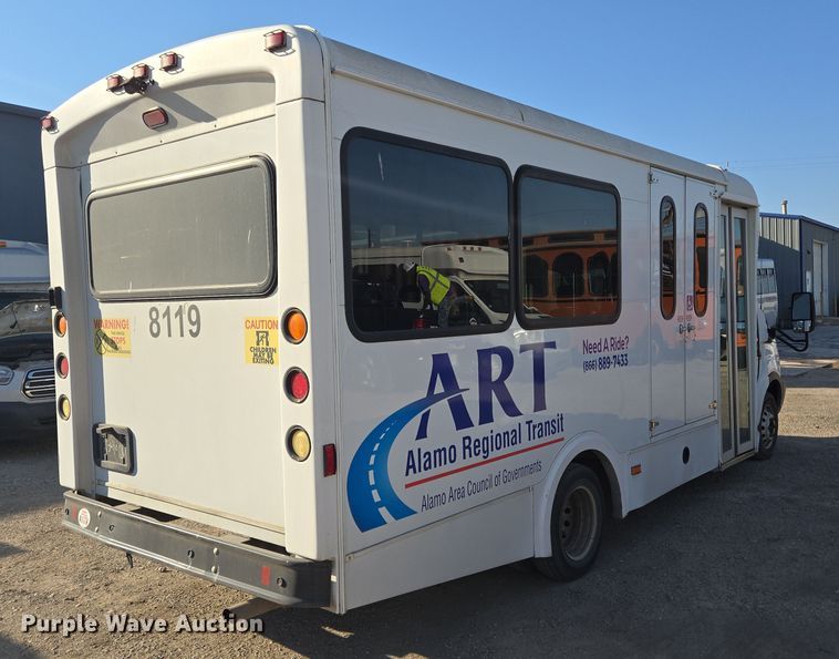 image for item NQ9205 2018 Glaval Transit 350 shuttle bus