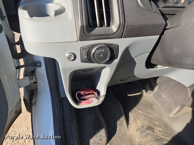 image for item NQ9205 2018 Glaval Transit 350 shuttle bus