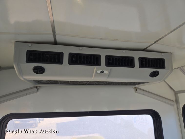 image for item NQ9205 2018 Glaval Transit 350 shuttle bus