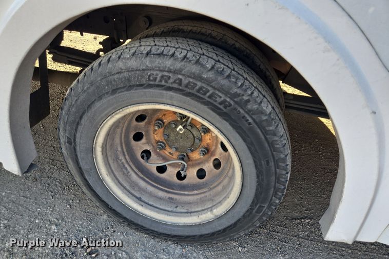 image for item NQ9205 2018 Glaval Transit 350 shuttle bus