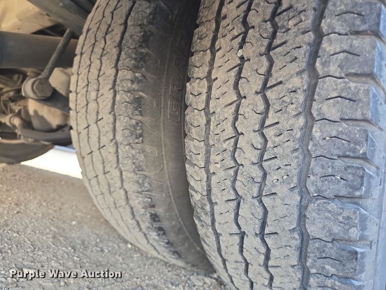 image for item NQ9205 2018 Glaval Transit 350 shuttle bus