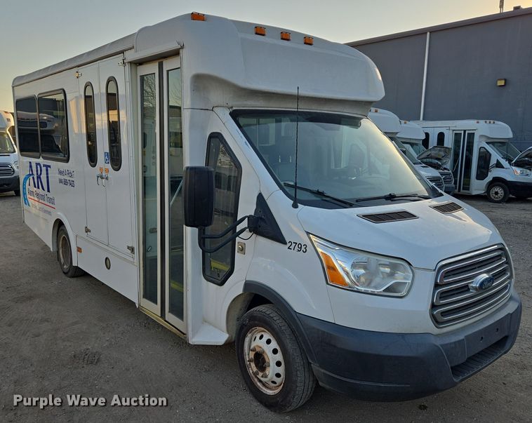 image for item NQ9206 2018 Glaval Ford Transit 350 shuttle bus