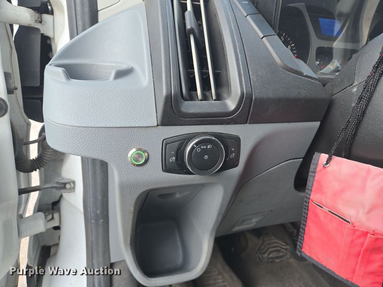 image for item NQ9206 2018 Glaval Ford Transit 350 shuttle bus