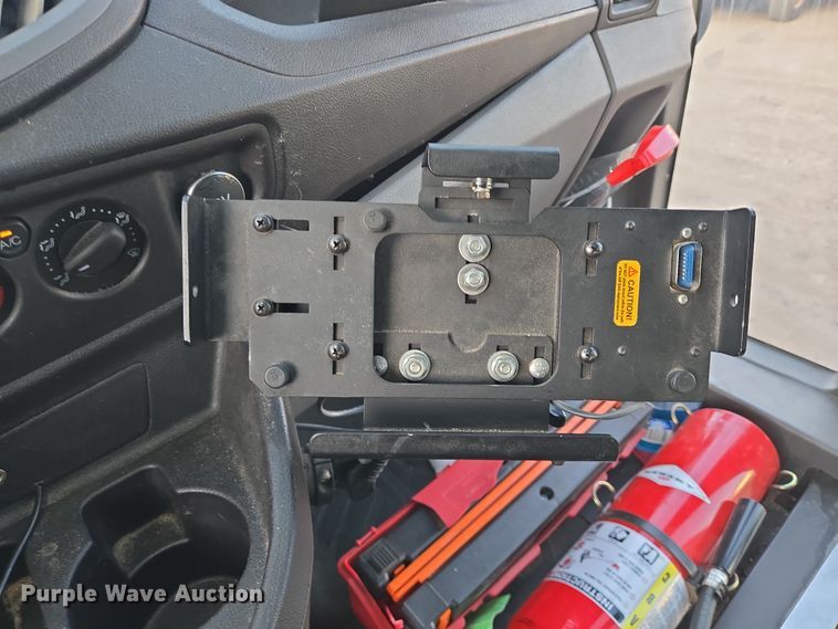 image for item NQ9206 2018 Glaval Ford Transit 350 shuttle bus